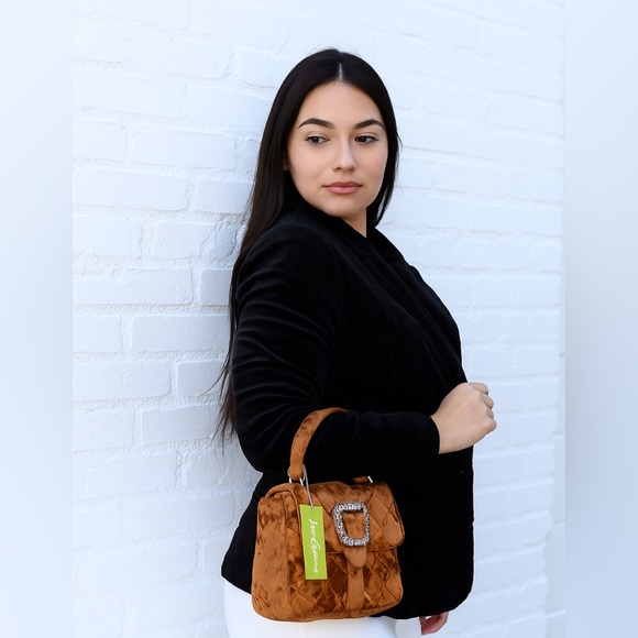 New Sam Edelman Gold Velvet Clutch Bag - Picture 4 of 16